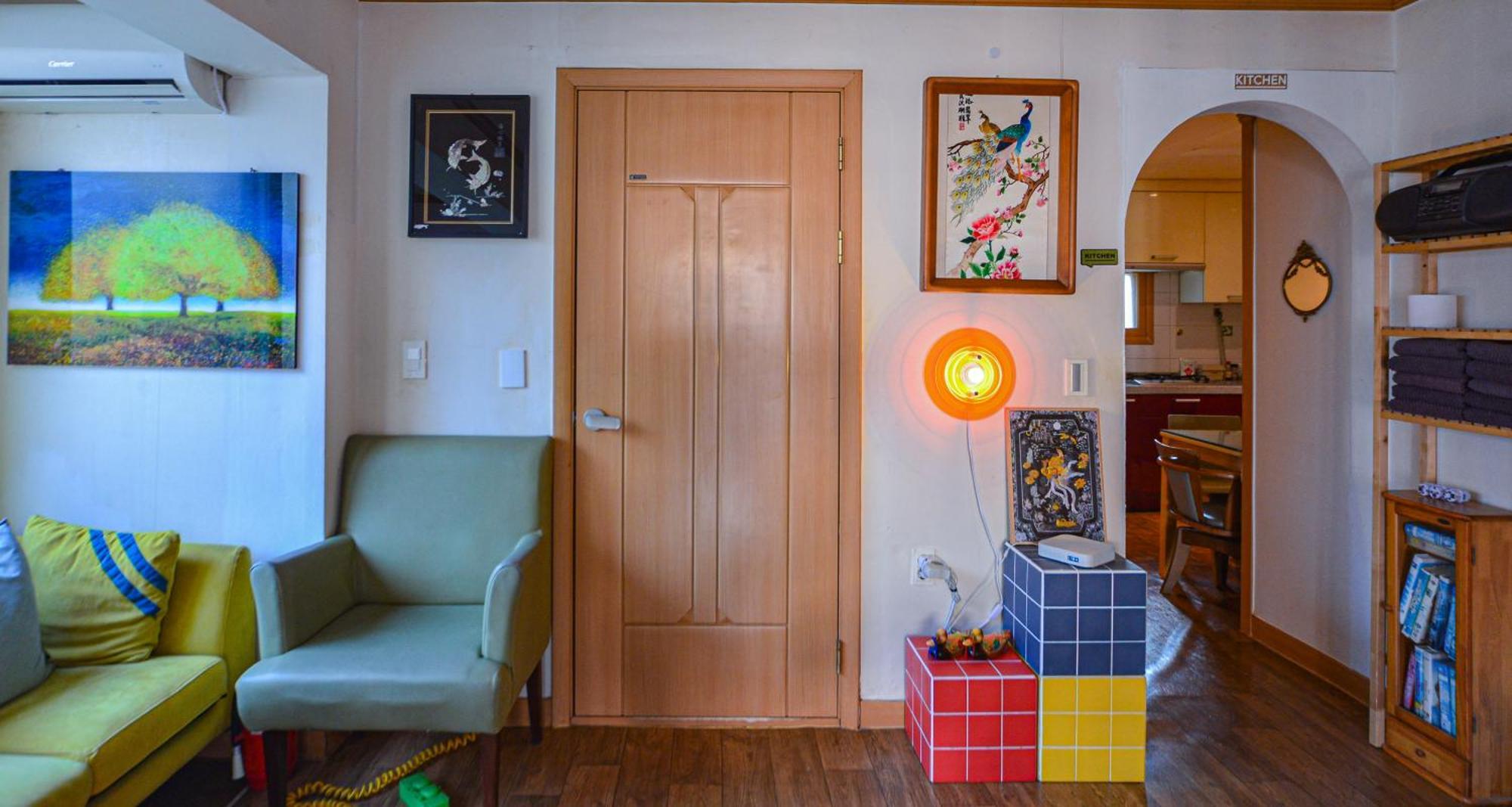 Helloworld Guesthouse Seoul Bagian luar foto