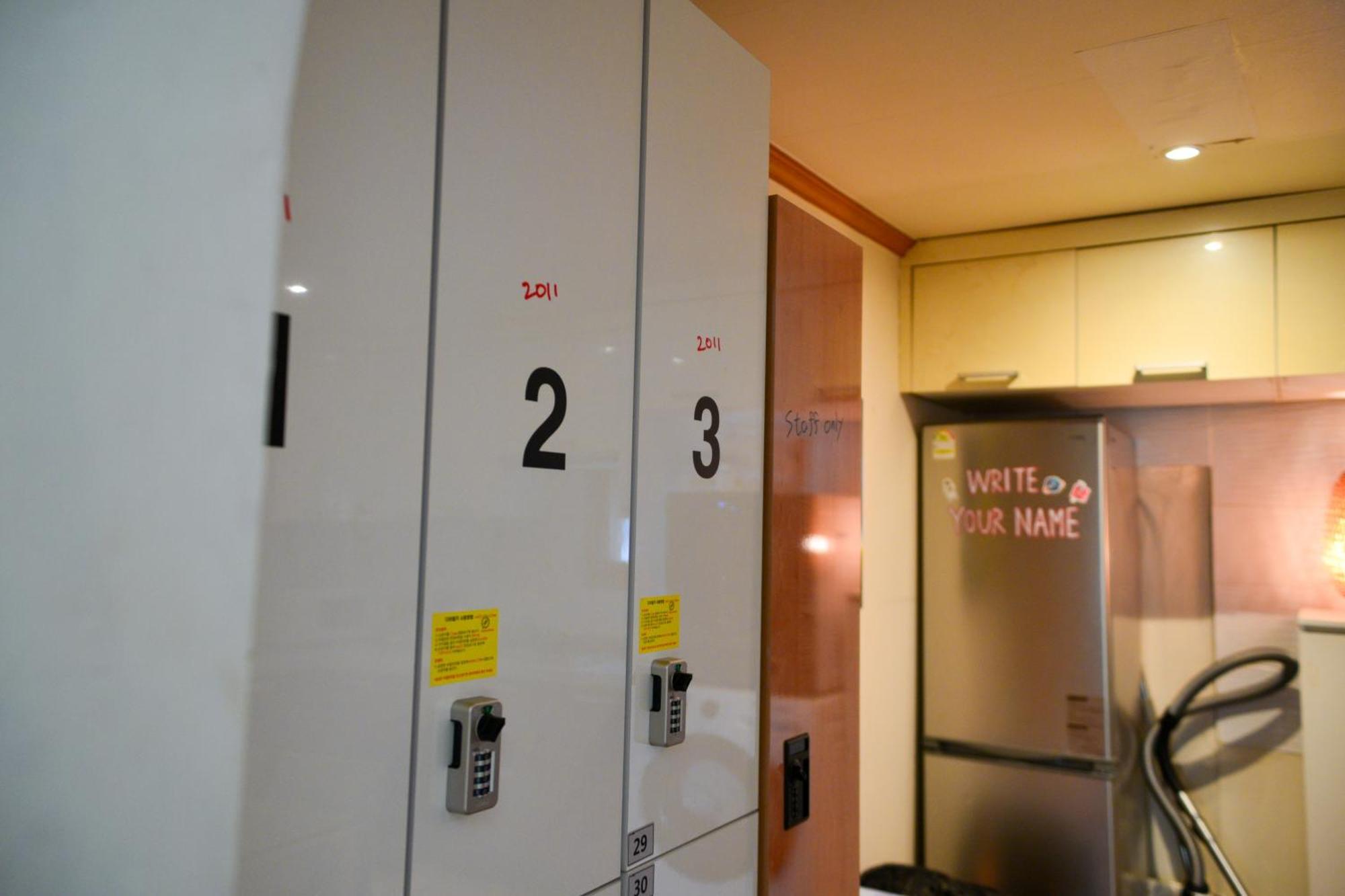 Helloworld Guesthouse Seoul Bagian luar foto