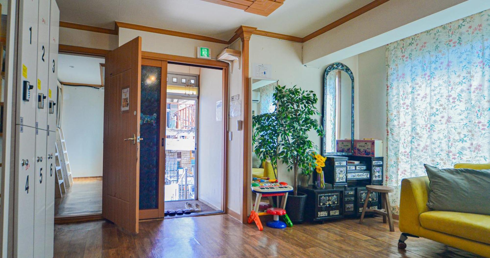 Helloworld Guesthouse Seoul Bagian luar foto