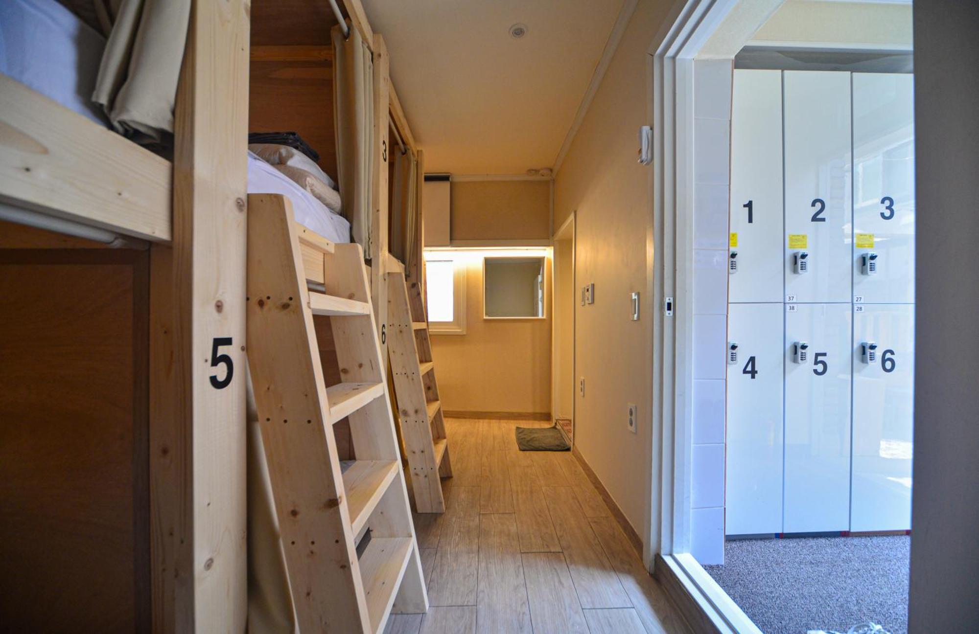 Helloworld Guesthouse Seoul Bagian luar foto